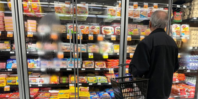 Economic uncertainty reigns as the grip of inflation persists